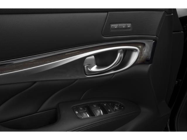 2018 INFINITI Q70 3.7 LUXE