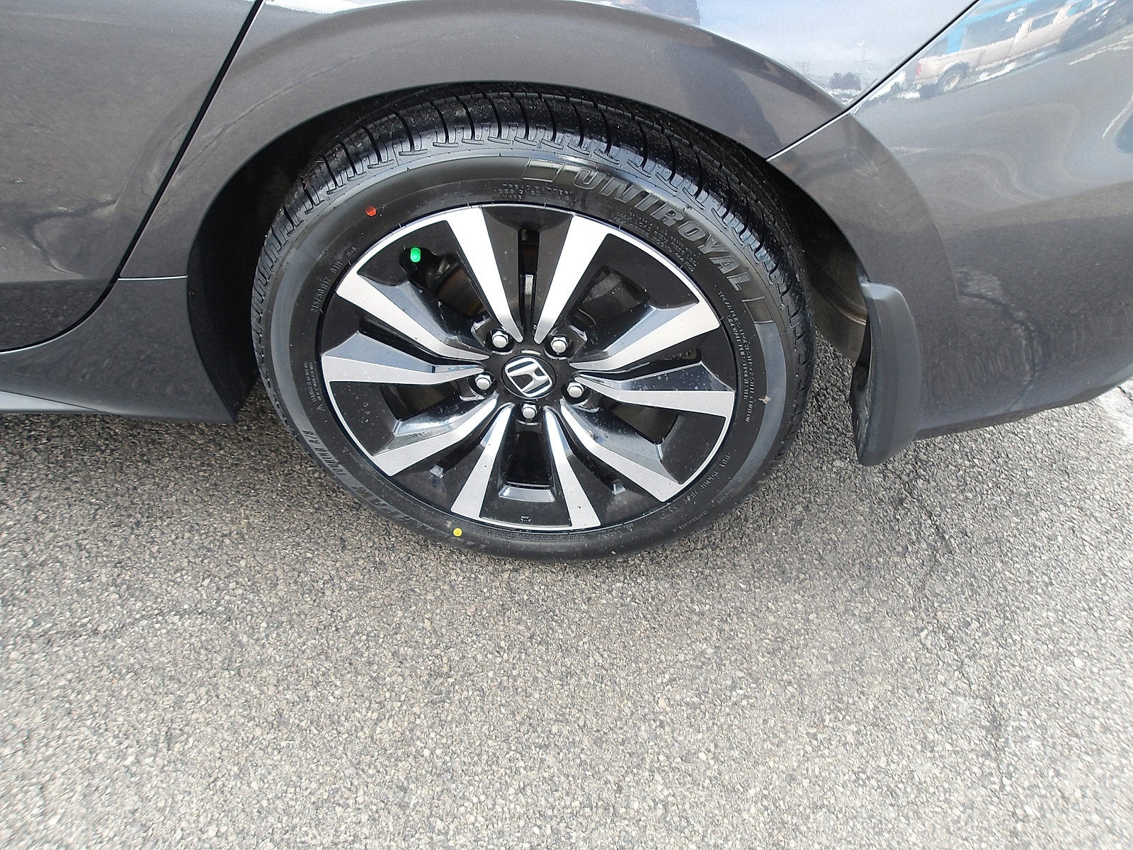 2024 Honda Civic Hatchback EX-L