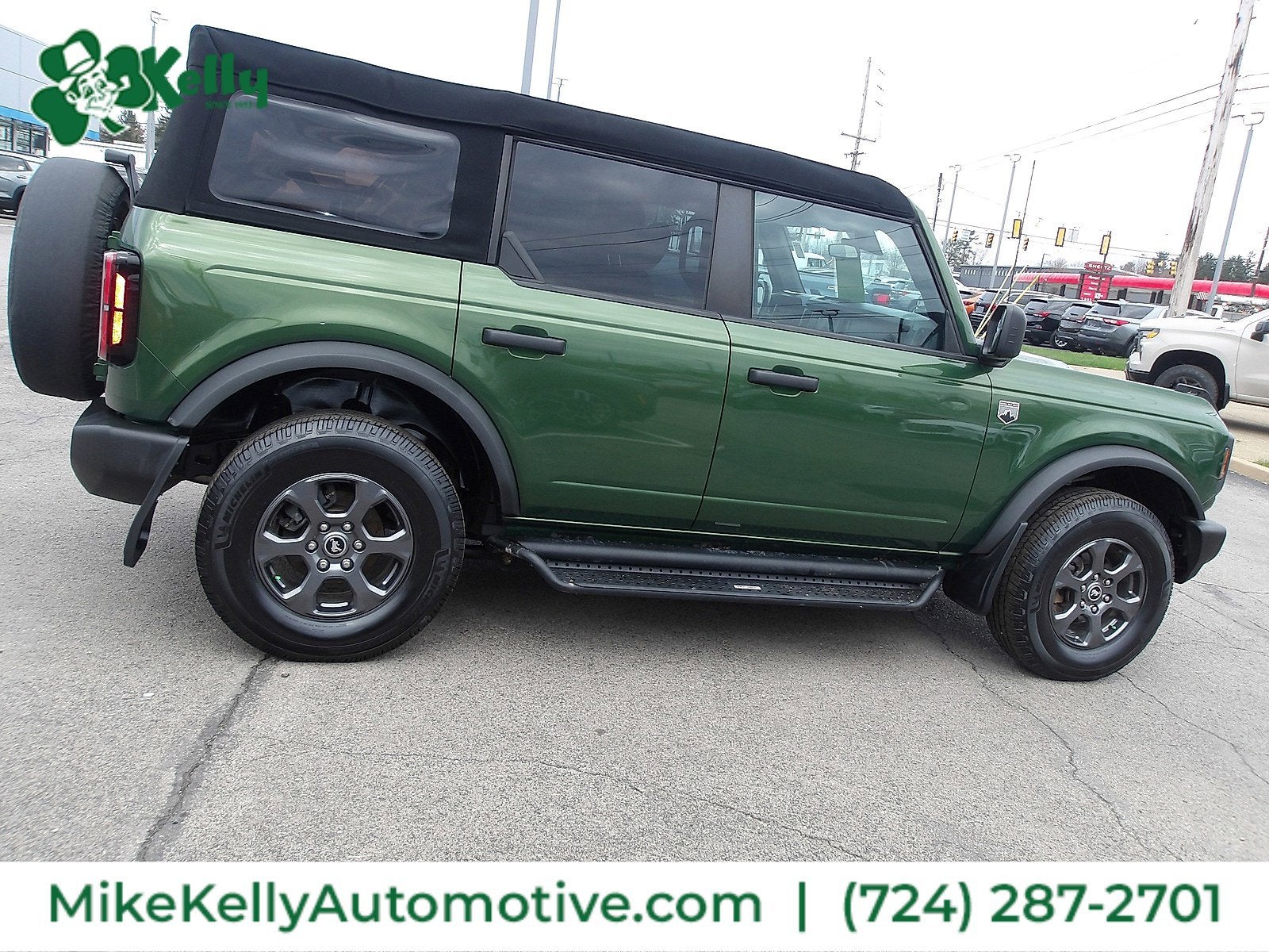 2023 Ford Bronco Base