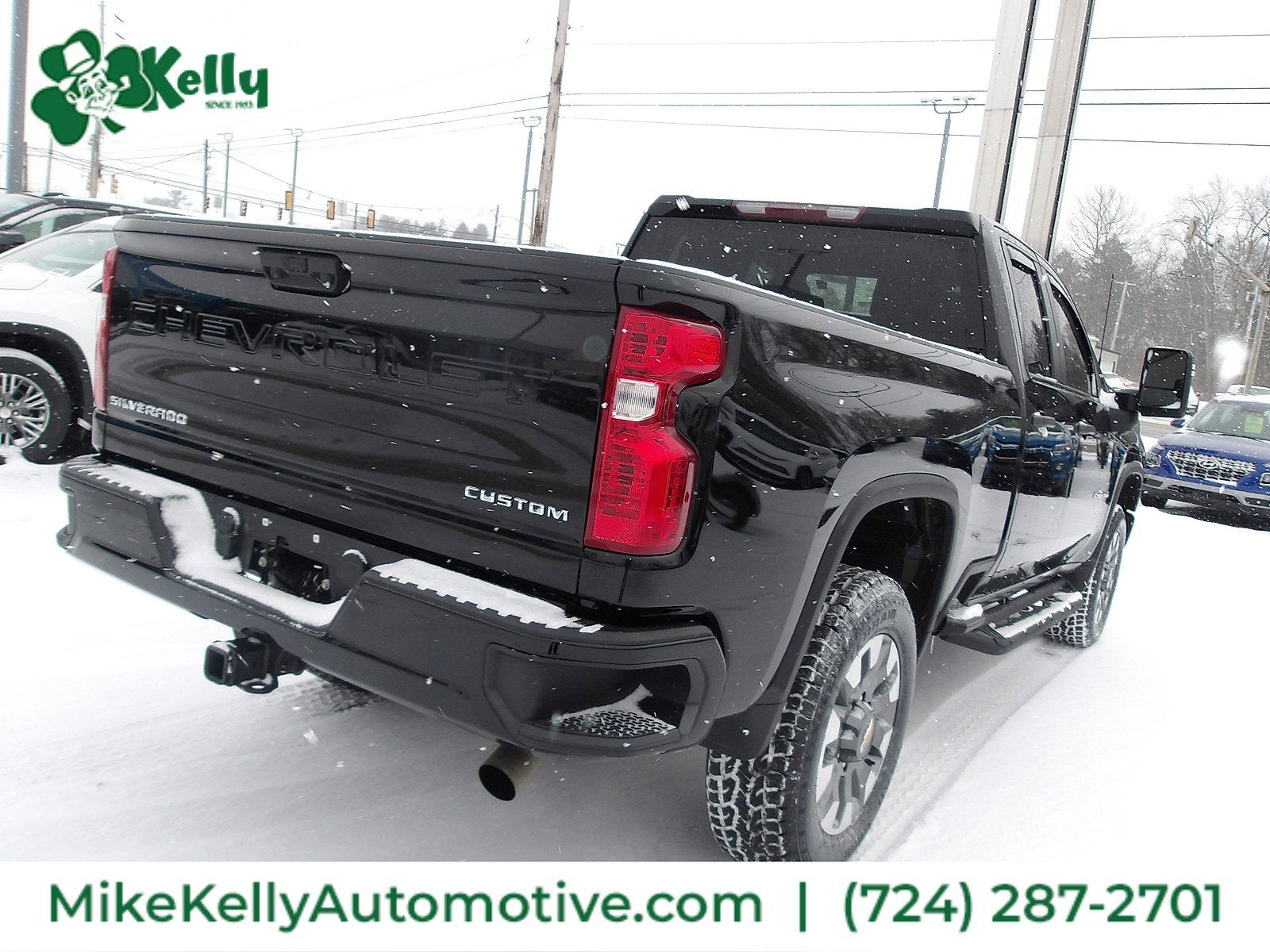 2022 Chevrolet SILVERADO Custom