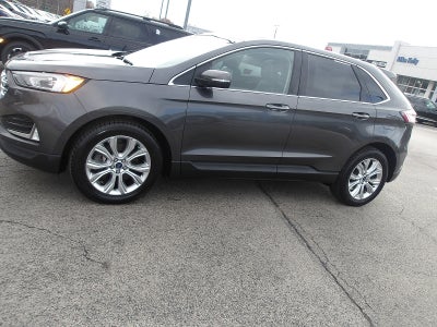 2020 Ford Edge Titanium