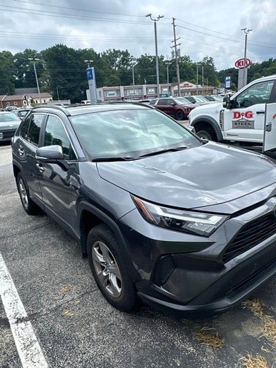 2025 Toyota RAV4 XLE