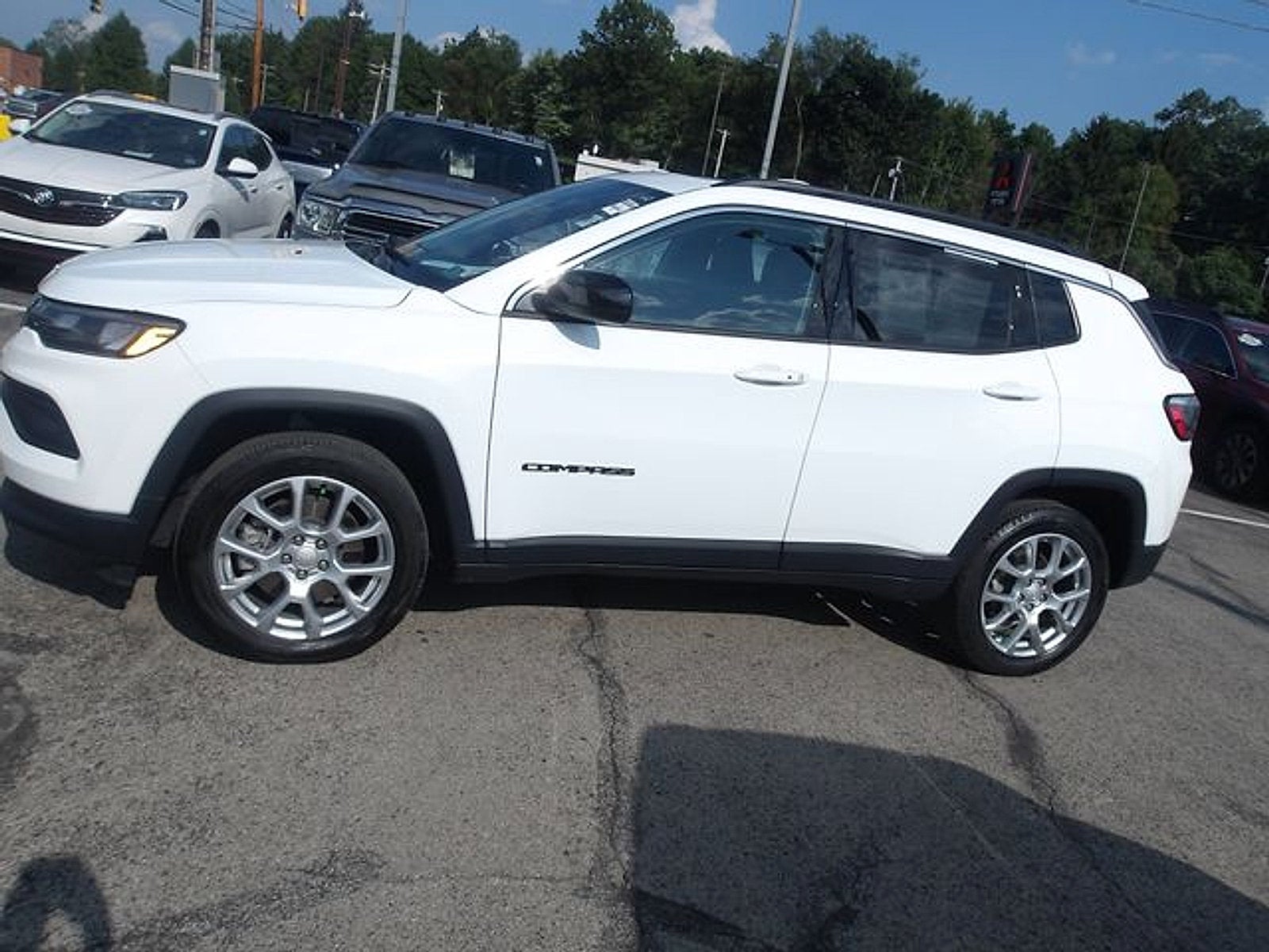2023 Jeep Compass Latitude Lux