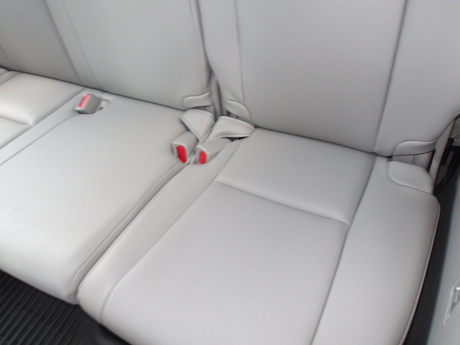 2016 Toyota Highlander Base