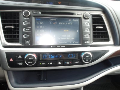 2016 Toyota Highlander Base