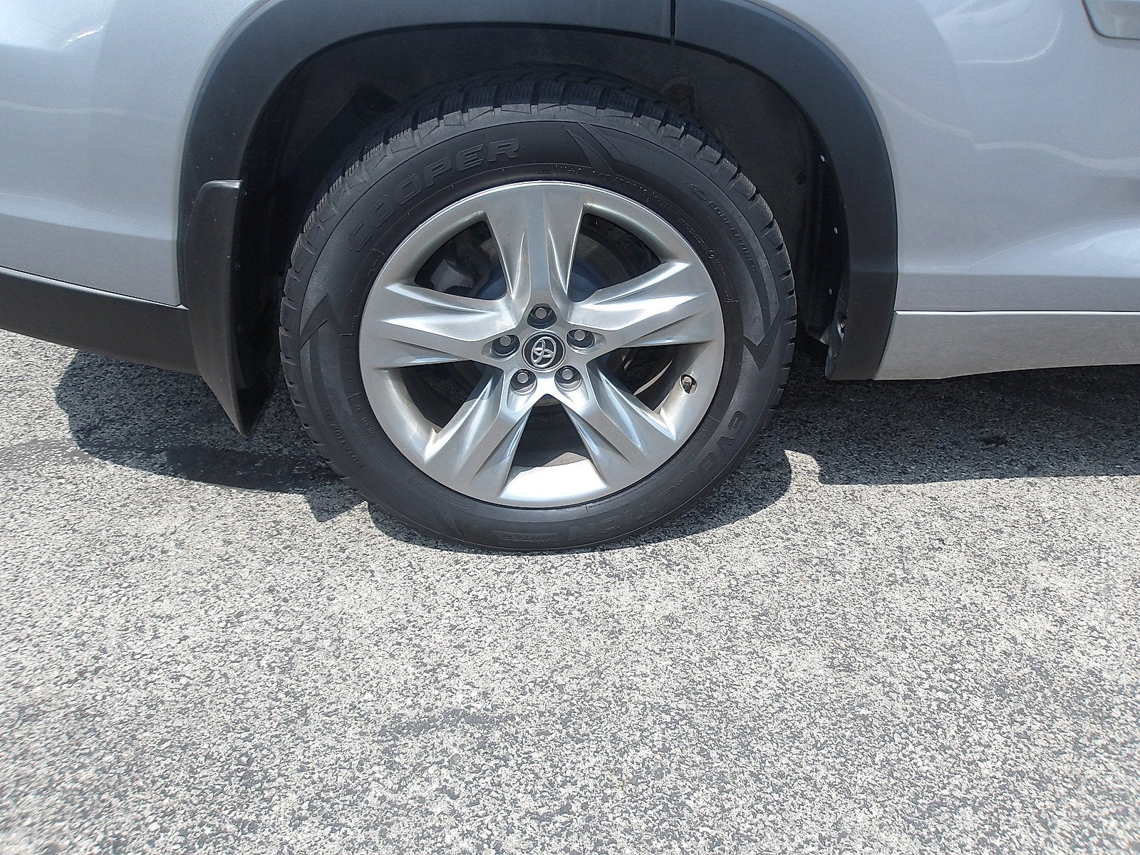 2016 Toyota Highlander Base