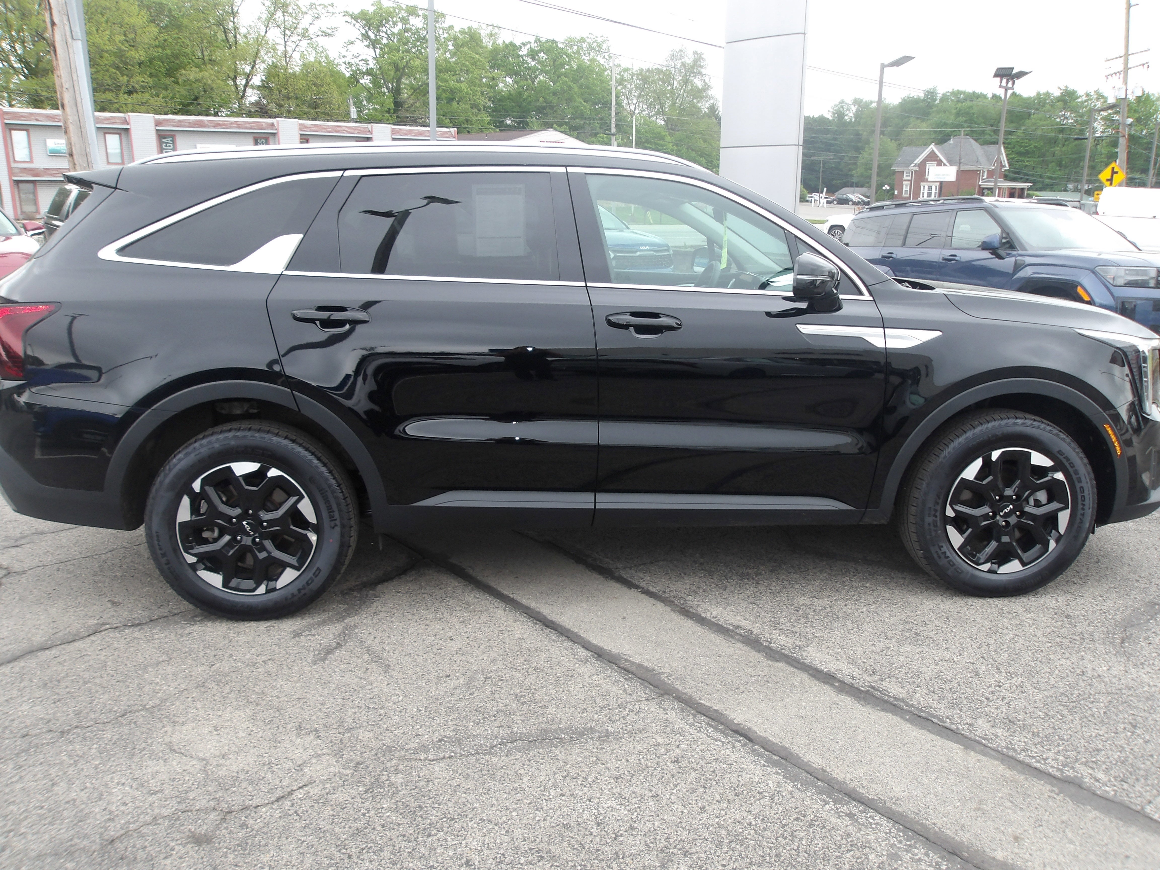 2025 Kia Sorento S