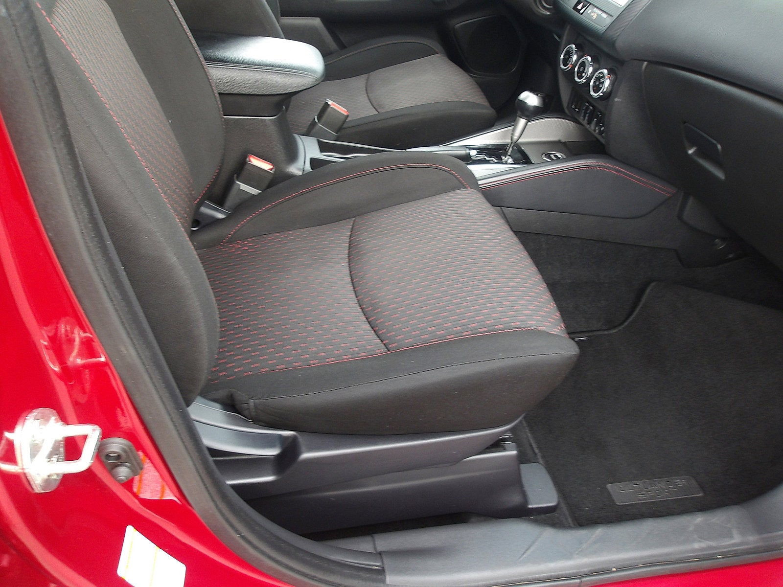 2019 Mitsubishi Outlander Sport Base