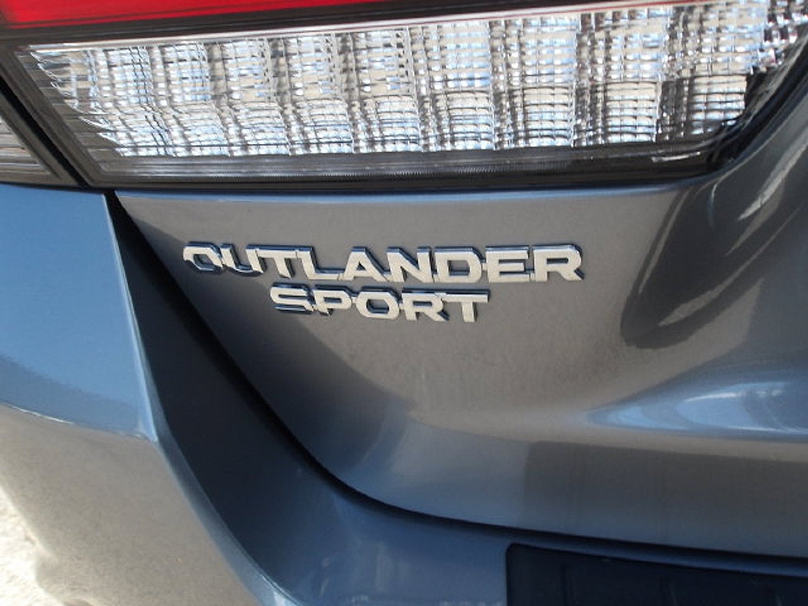 2025 Mitsubishi Outlander Sport 2.0 LE