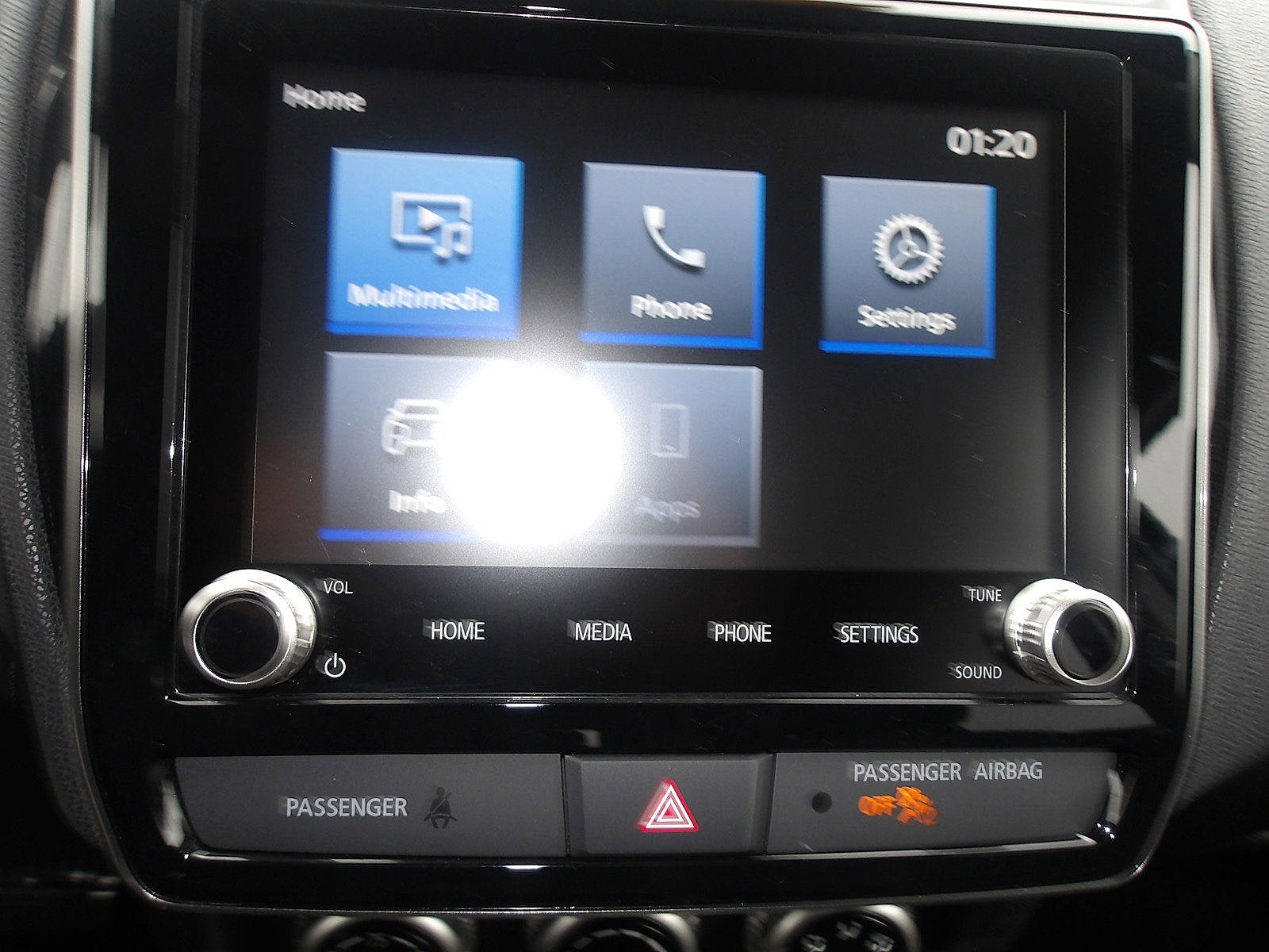 2024 Mitsubishi OUTLANDER Base