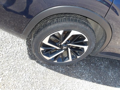 2023 Mitsubishi Outlander Base