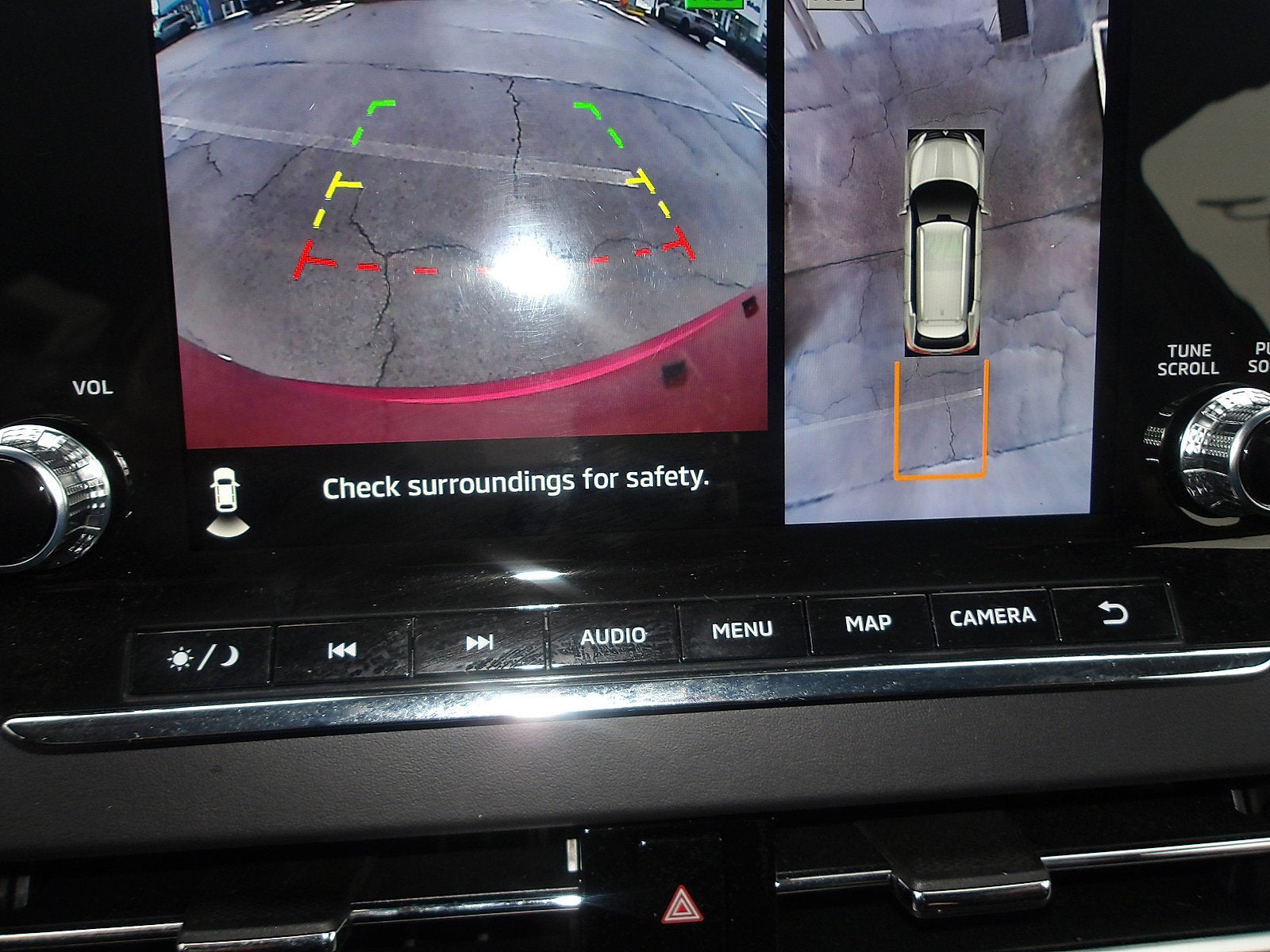 2024 Mitsubishi Outlander Base