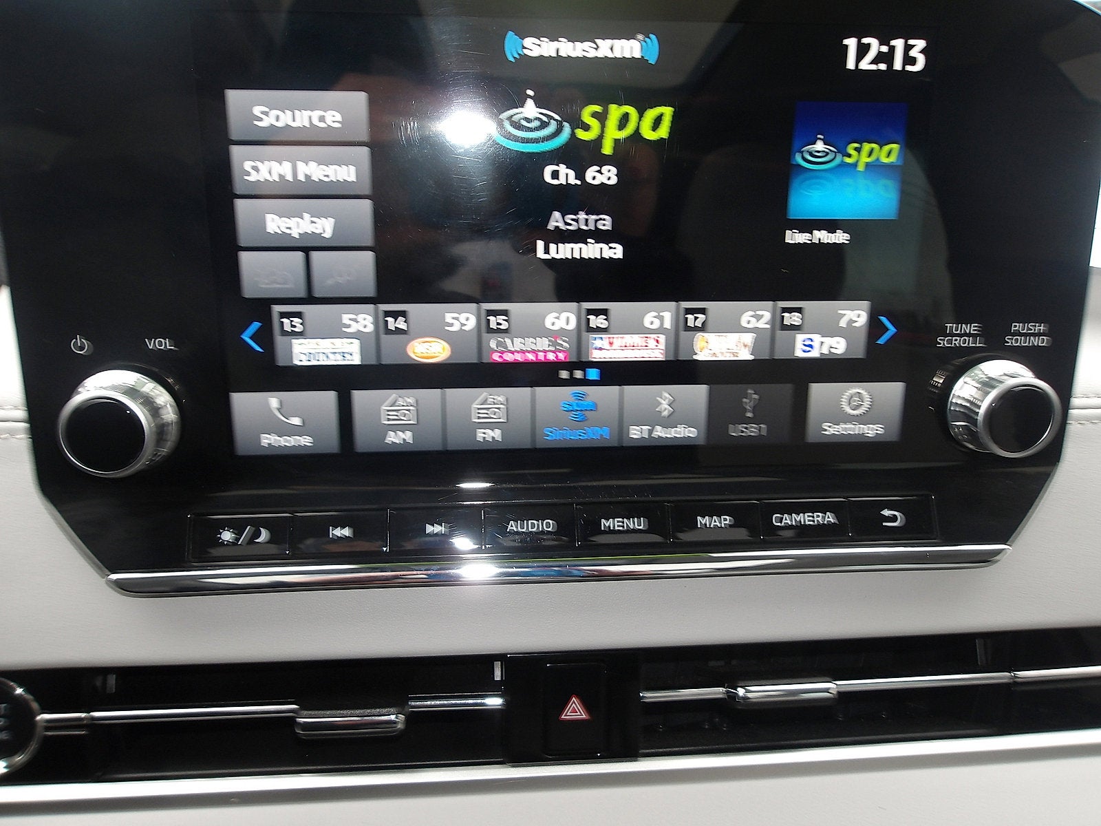 2023 Mitsubishi Outlander Base