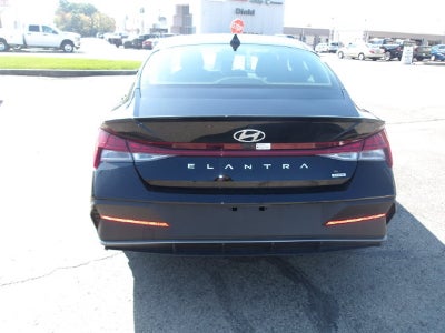 2025 Hyundai Elantra Hybrid SEL Sport
