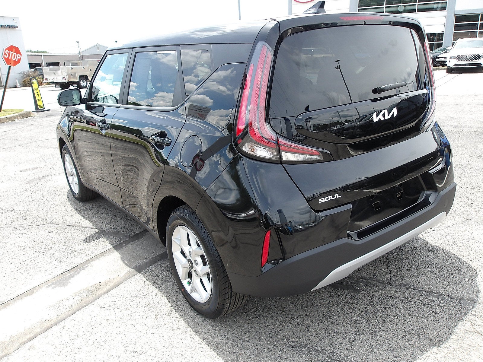 2023 Kia Soul LX