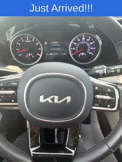 2024 Kia Carnival EX