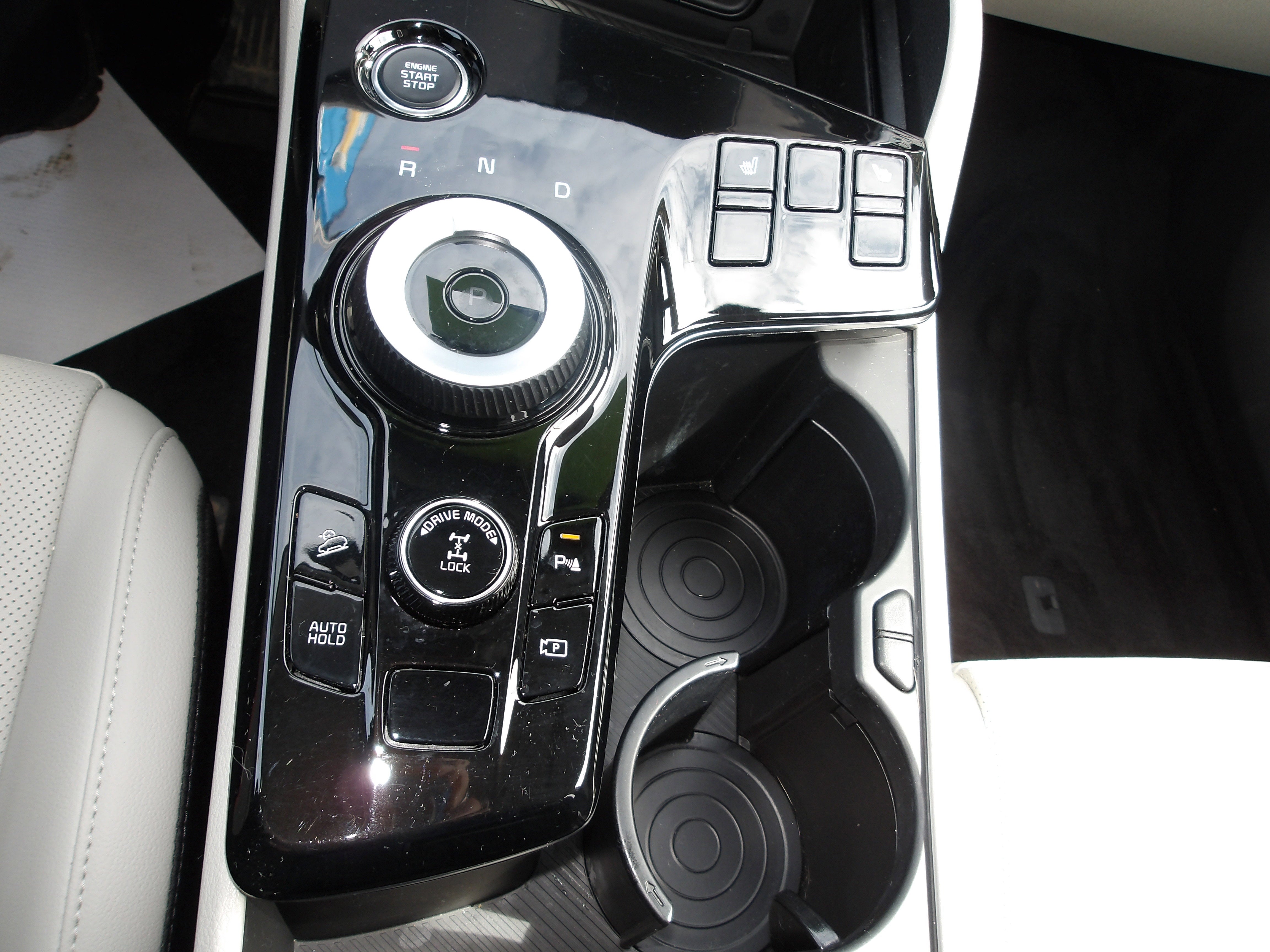 2024 Kia Sportage Hybrid EX